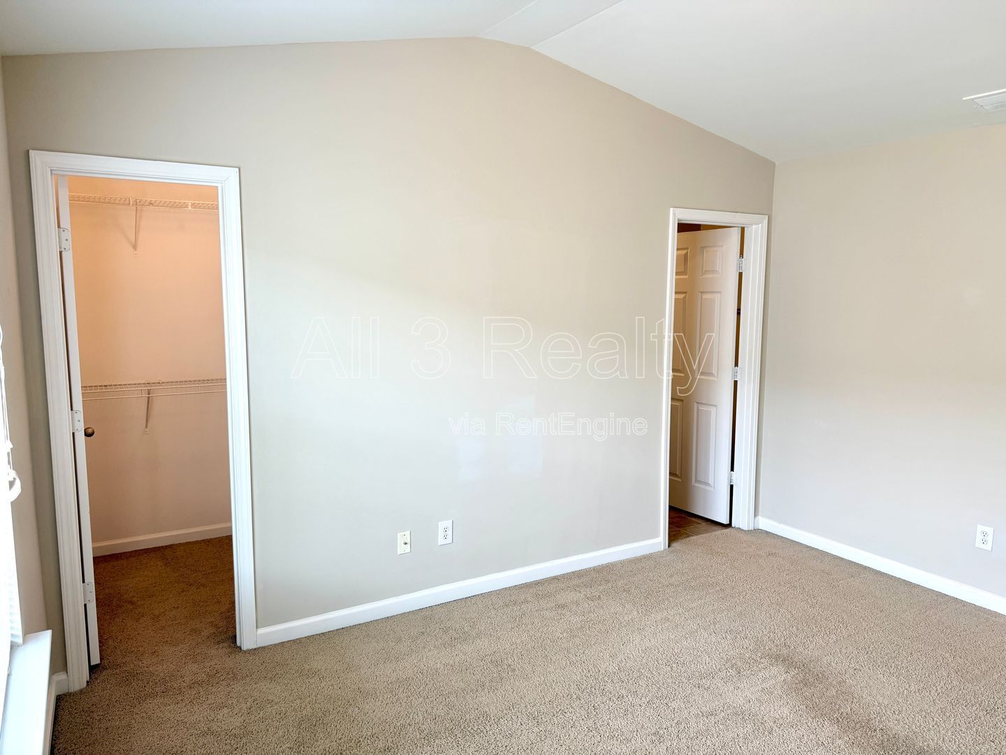 Discover a well-maintained 2-bedroom, 2.5-bath home in Atlanta, GA. property image