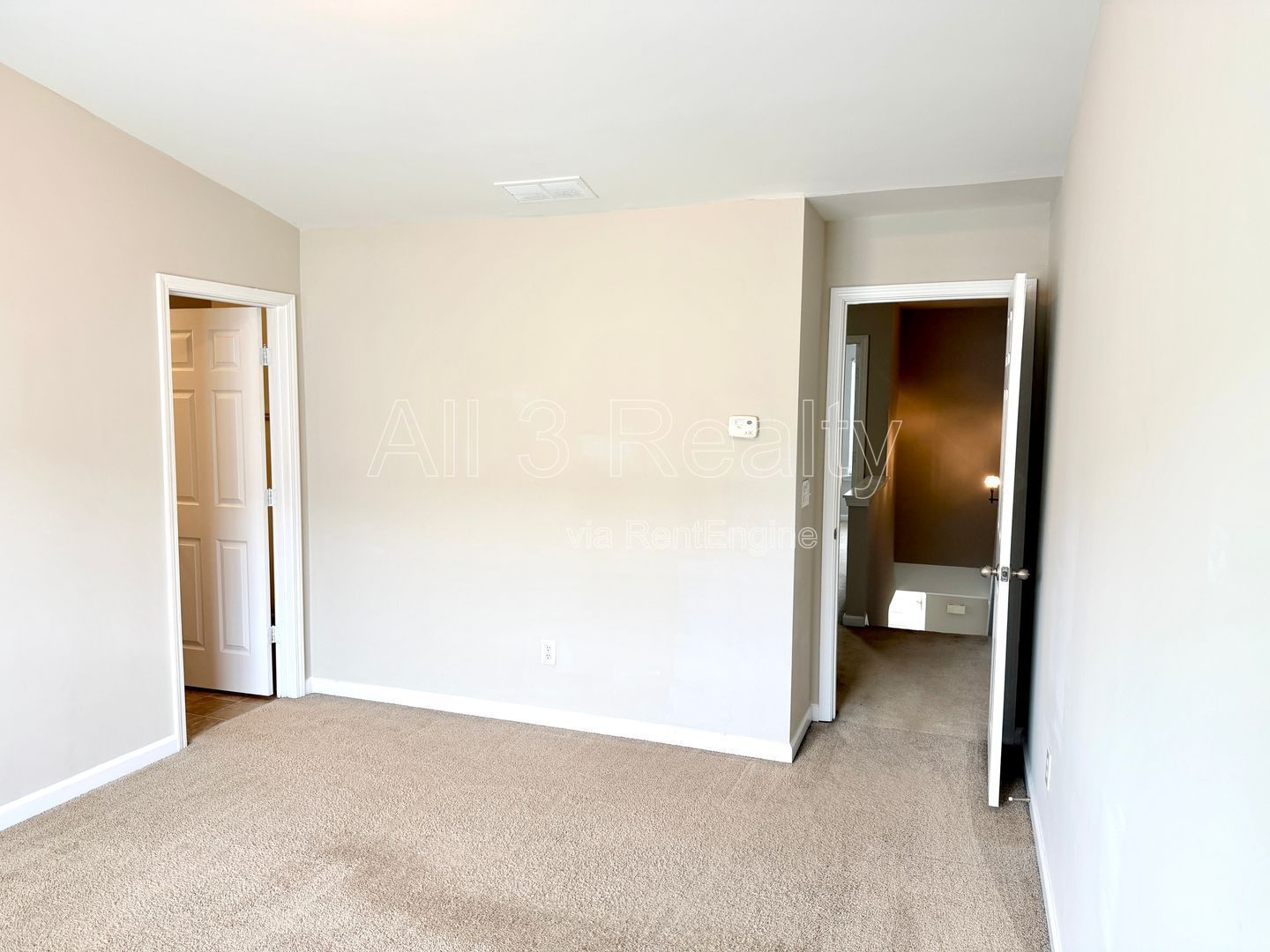 Discover a well-maintained 2-bedroom, 2.5-bath home in Atlanta, GA. property image