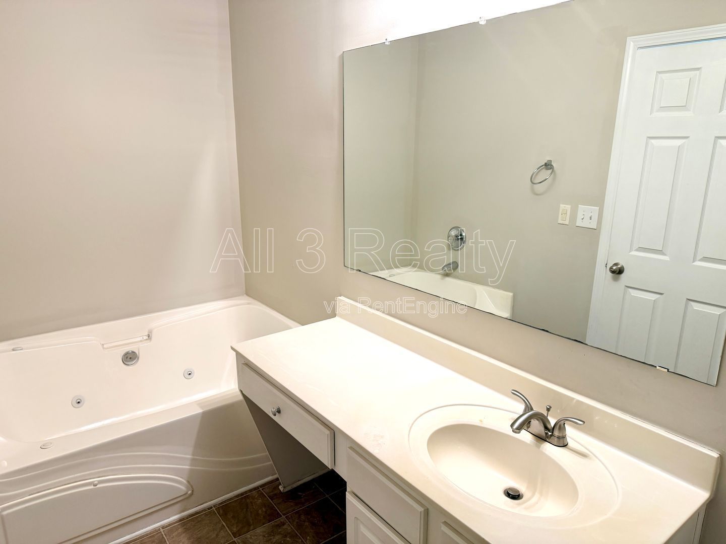 Discover a well-maintained 2-bedroom, 2.5-bath home in Atlanta, GA. property image