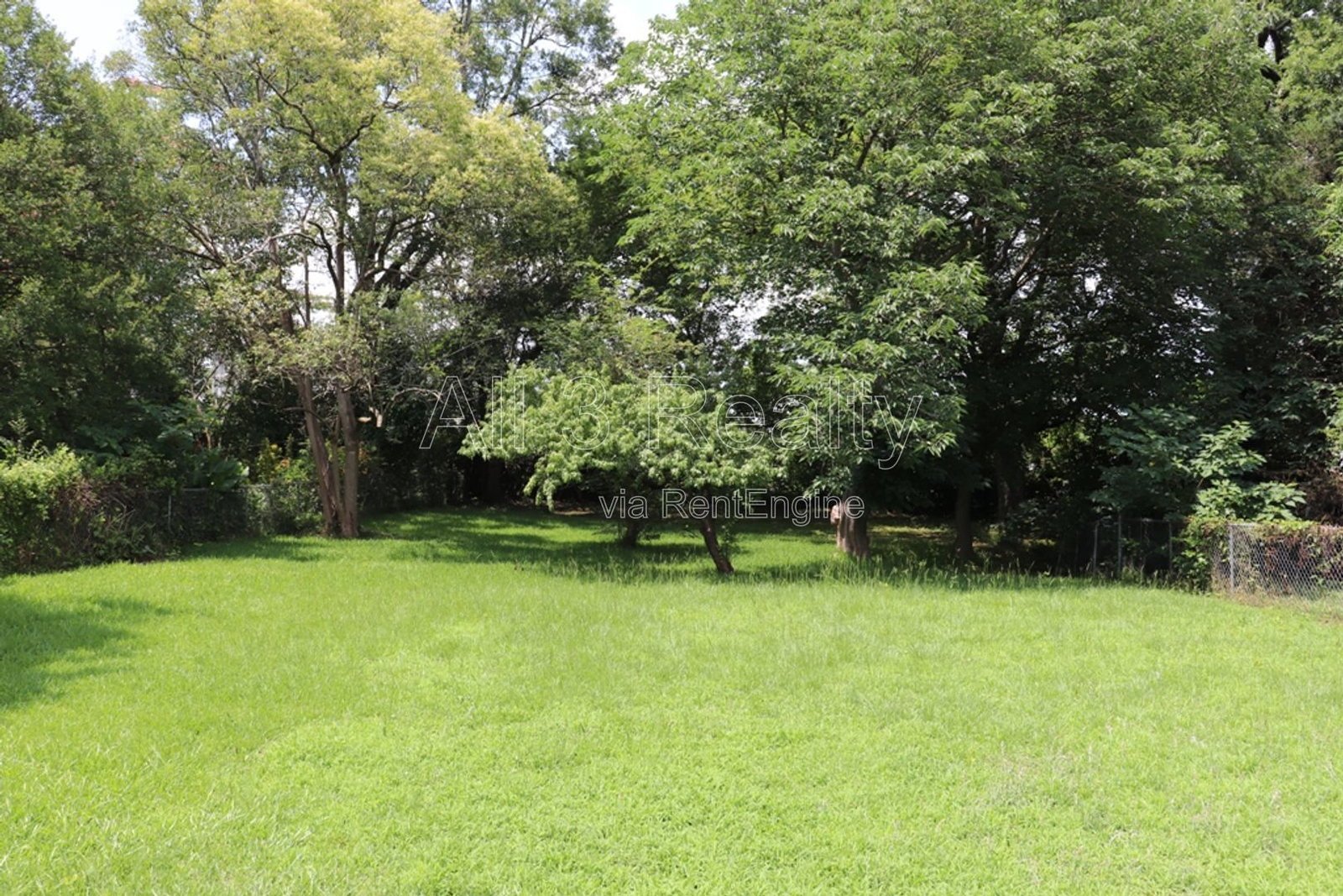2-Bedroom bungalow cutie in Capitol Heights property image