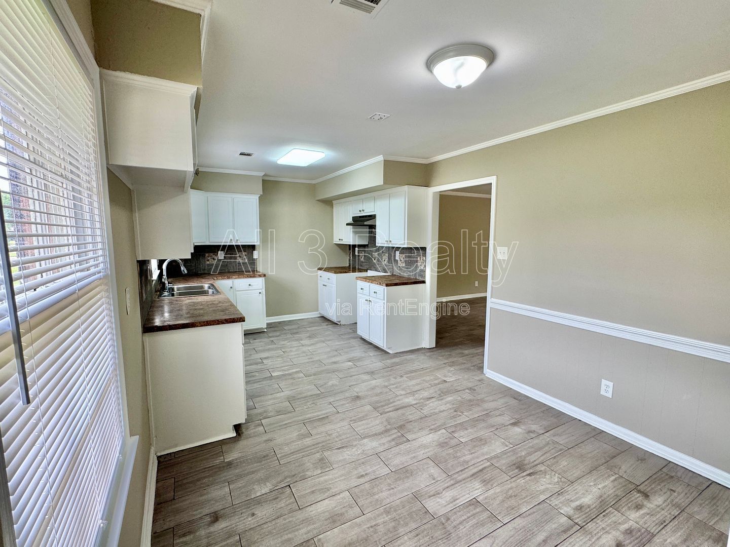 Spacious 5-bedroom property image