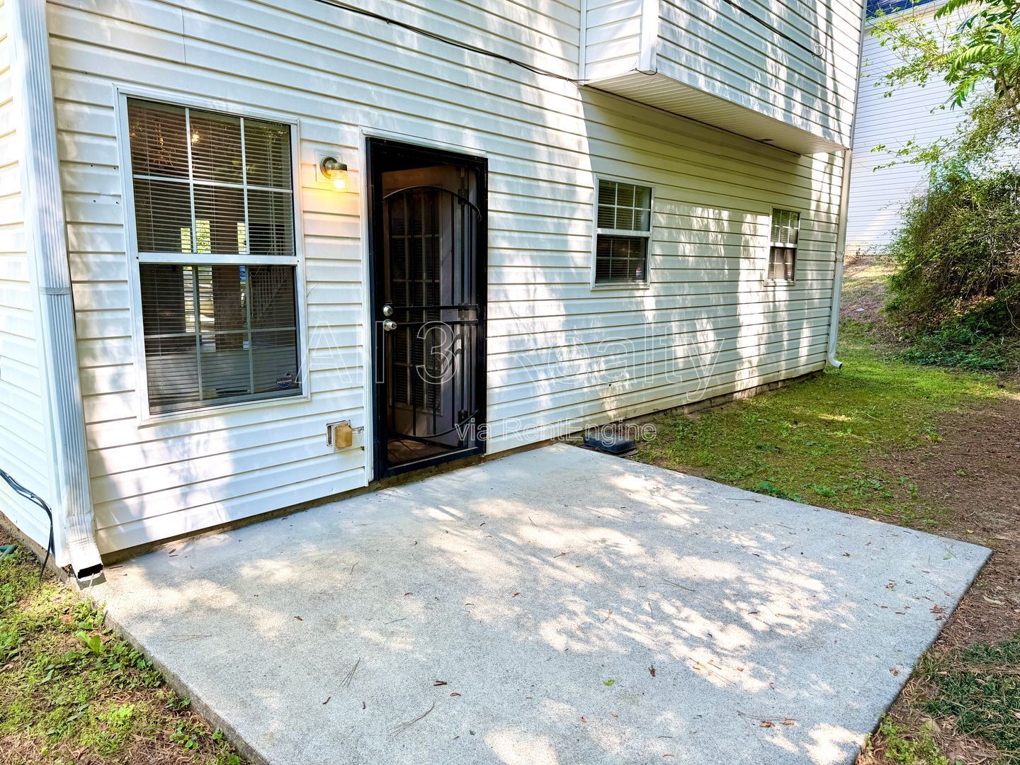 Charming 3-bedroom, 2-bath home in Atlanta property image