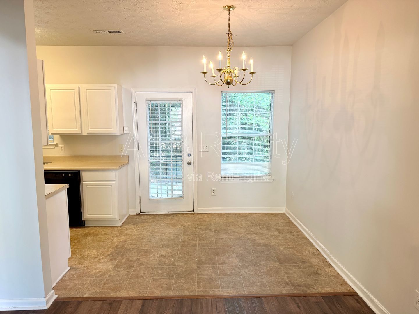 Charming 3-bedroom, 2-bath home in Atlanta property image