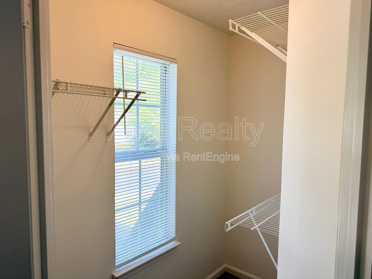 Charming 3-bedroom, 2-bath home in Atlanta property image