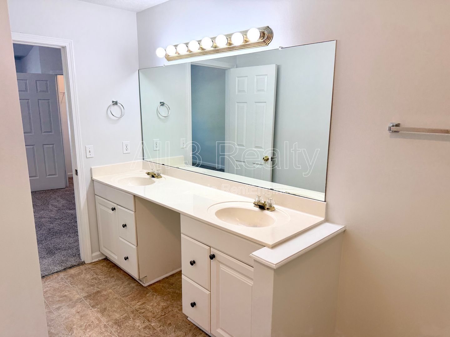 Charming 3-bedroom, 2-bath home in Atlanta property image