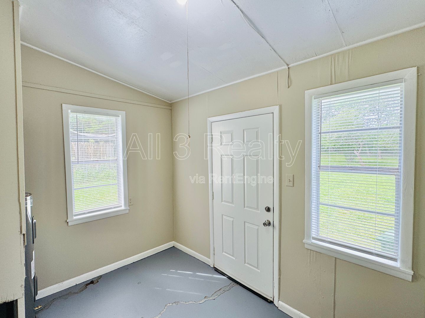 2-Bedroom bungalow cutie in Capitol Heights property image