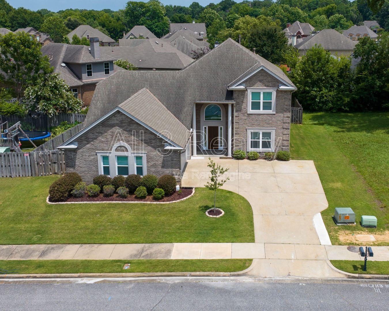 Spacious 5-Bedroom Dream Home property image