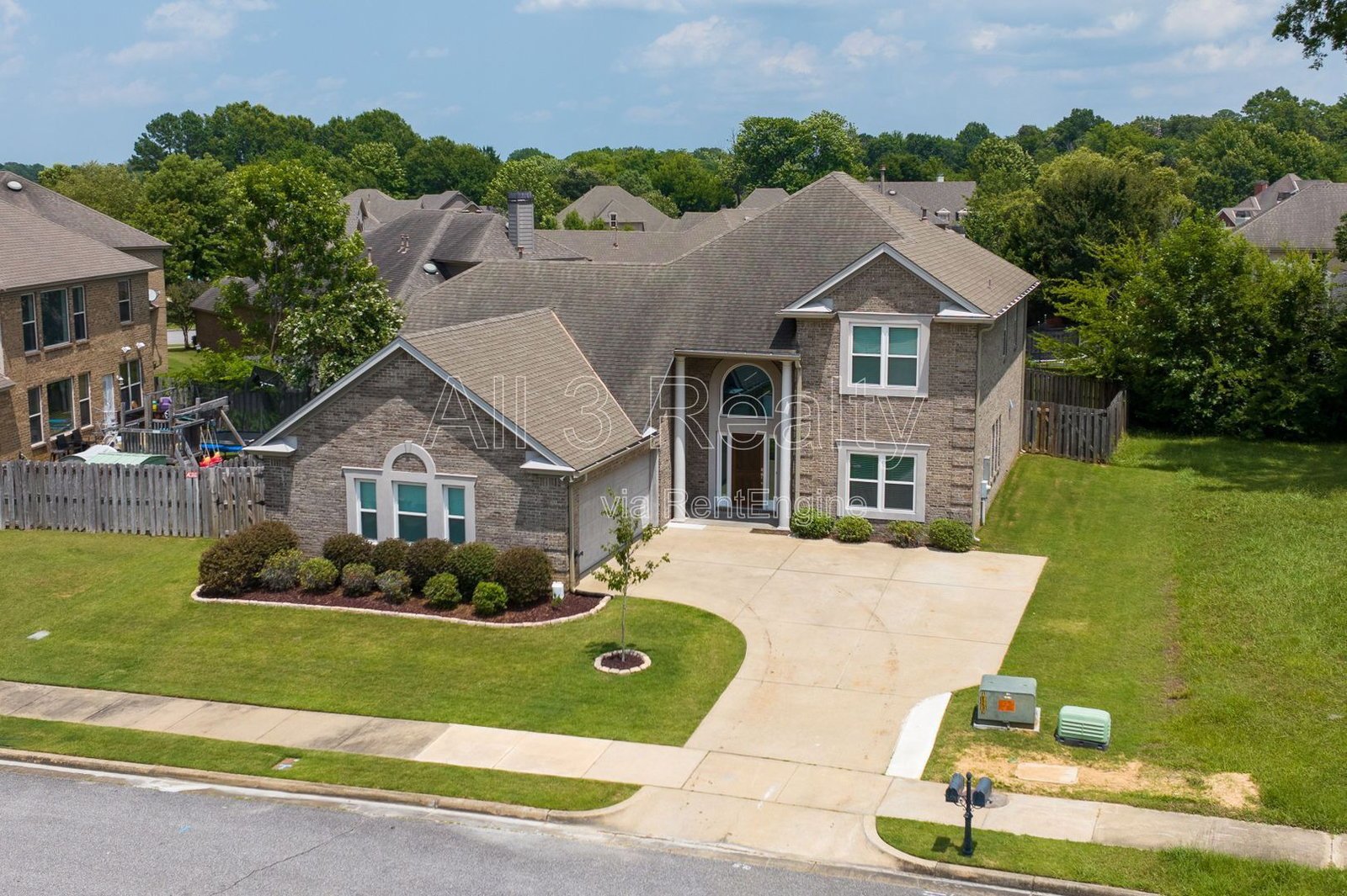 Spacious 5-Bedroom Dream Home property image