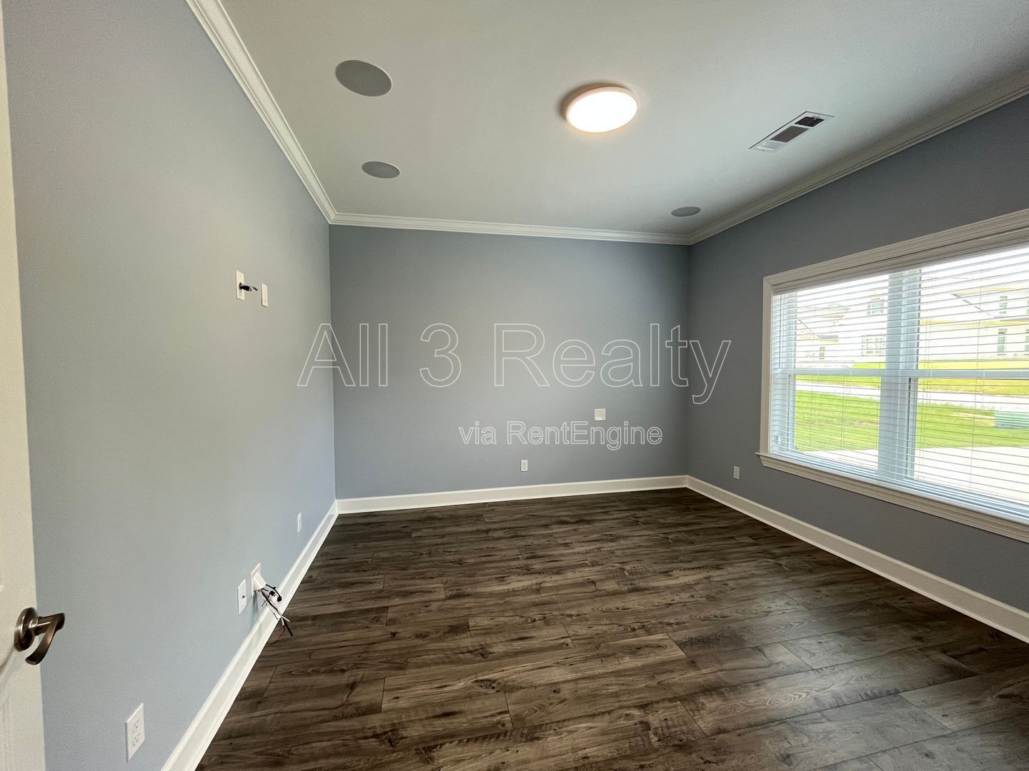 Spacious 5-Bedroom Dream Home property image