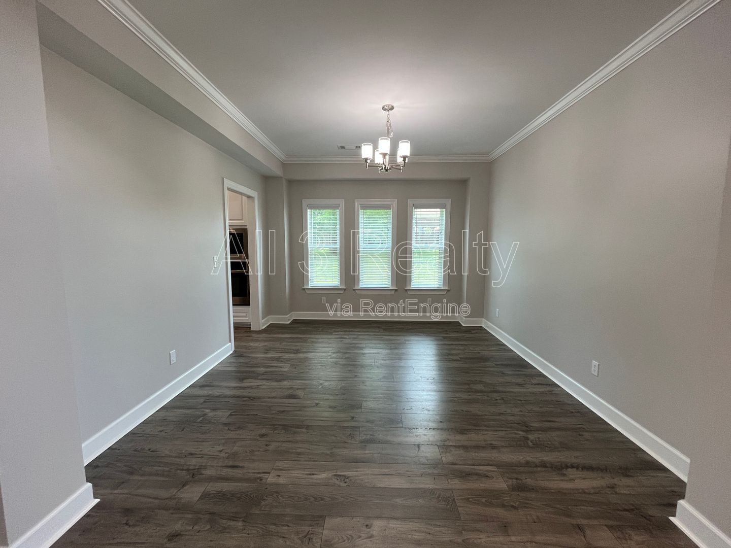 Spacious 5-Bedroom Dream Home property image