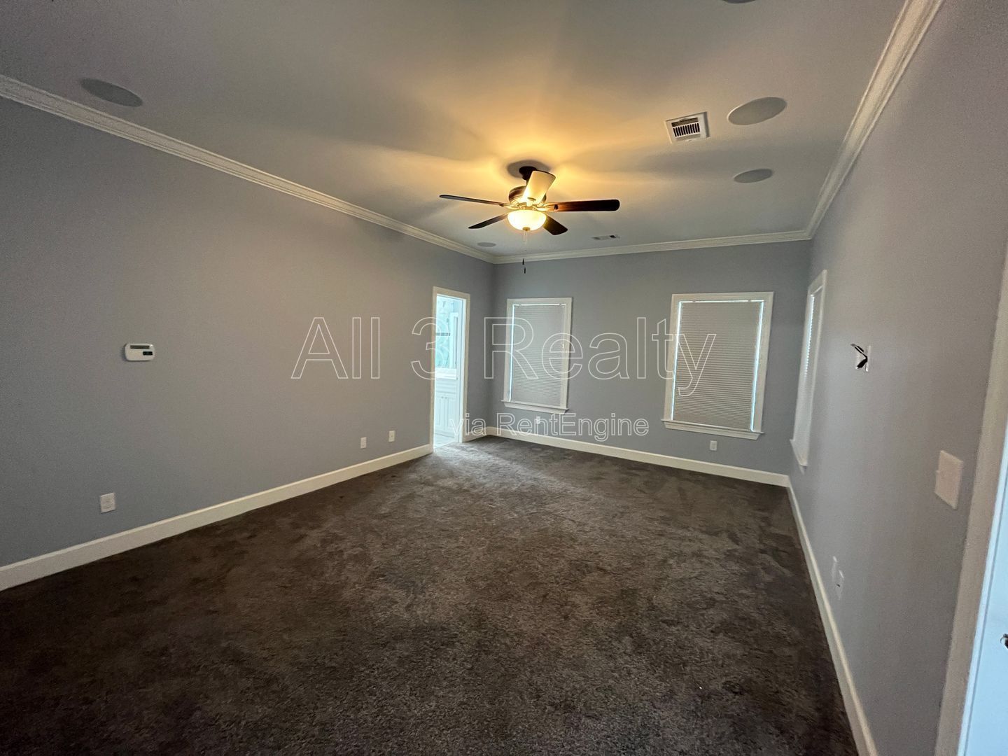 Spacious 5-Bedroom Dream Home property image