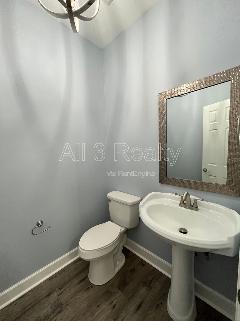 Spacious 5-Bedroom Dream Home property image