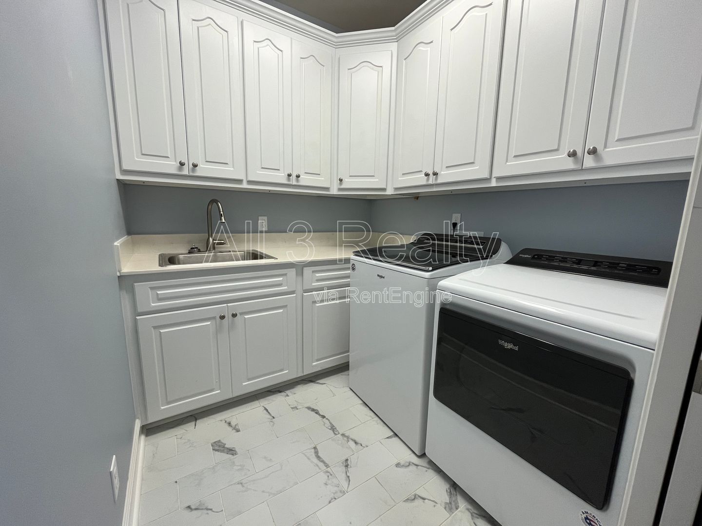 Spacious 5-Bedroom Dream Home property image