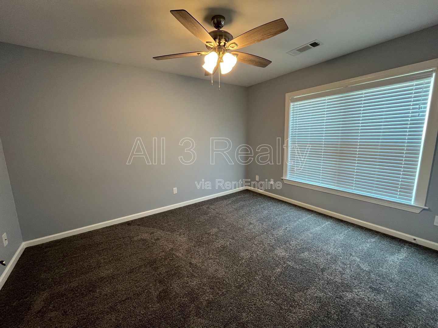 Spacious 5-Bedroom Dream Home property image