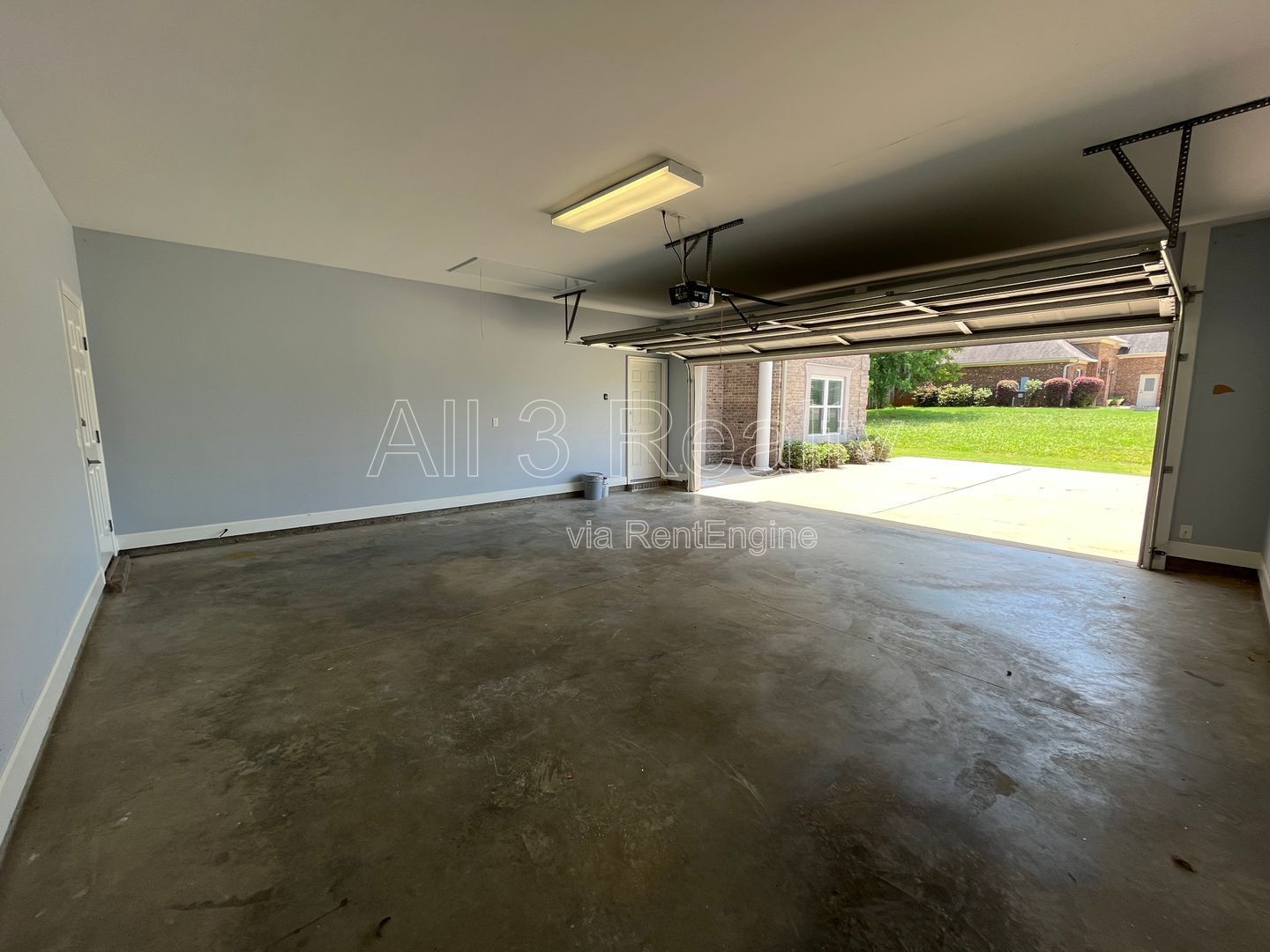 Spacious 5-Bedroom Dream Home property image