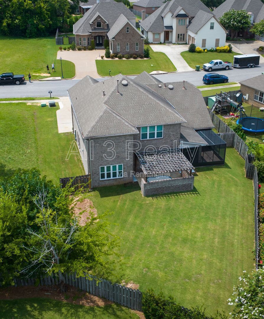 Spacious 5-Bedroom Dream Home property image