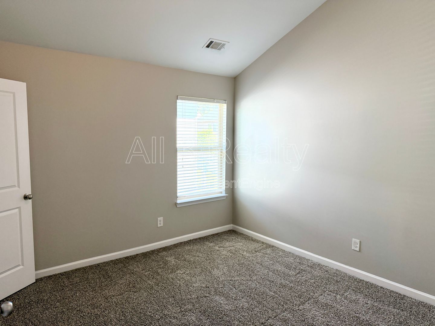 Welcome to this spacious 5-bedroom, 3-bathroom home located in Fairburn, GA. property image