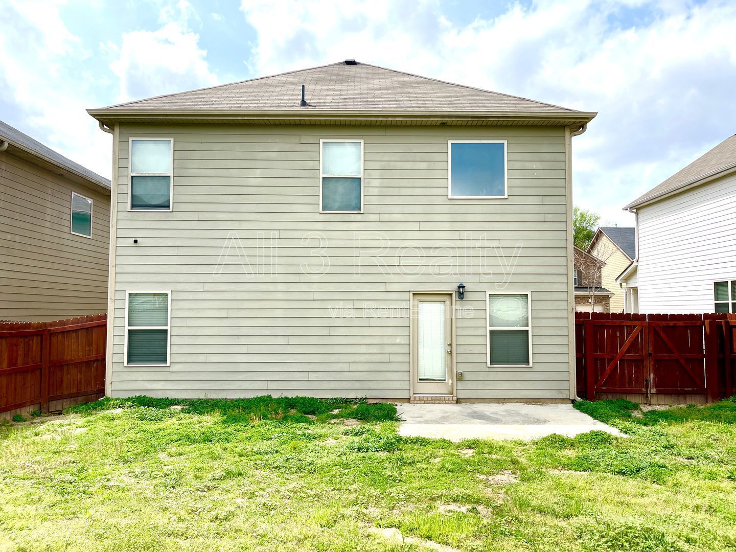 Welcome to this spacious 5-bedroom, 3-bathroom home located in Fairburn, GA. property image