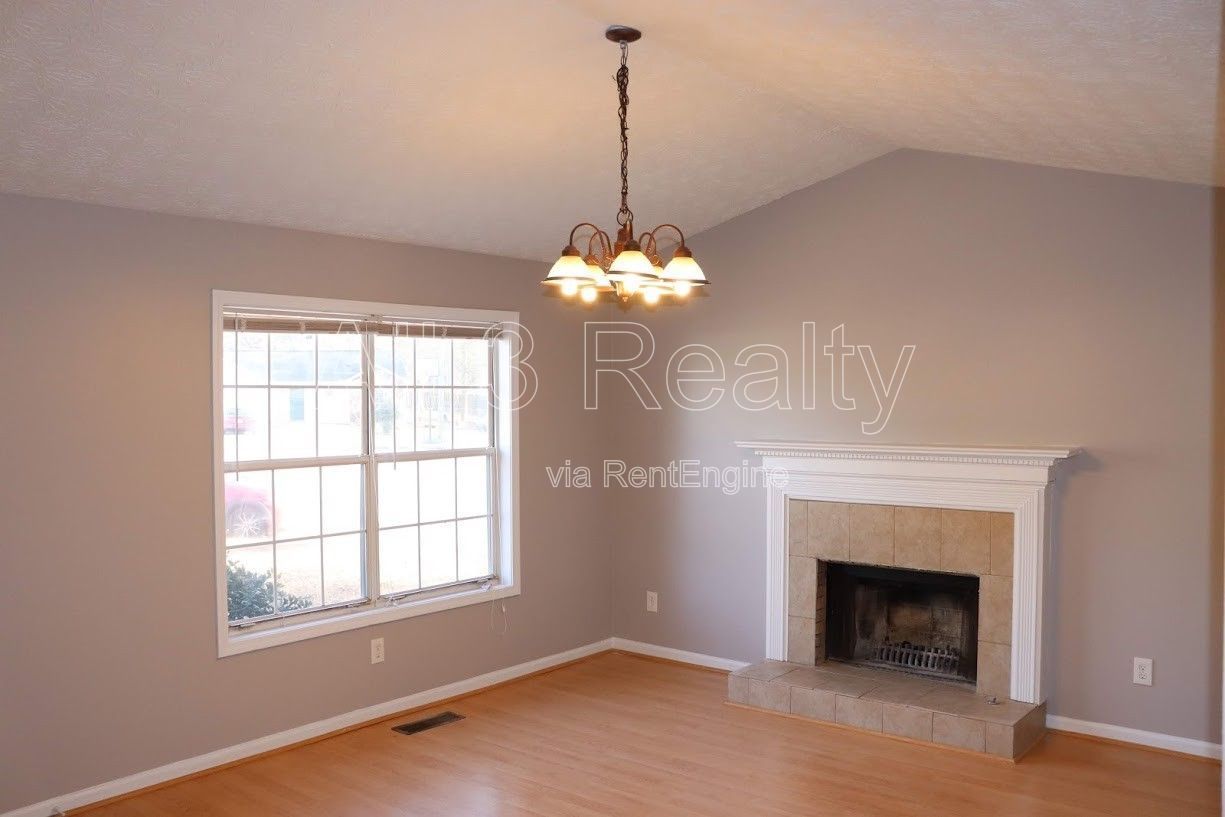 Discover this 3-bedroom, 2-bath home in McDonough, GA, offering a comfortable layout and functional features. property image