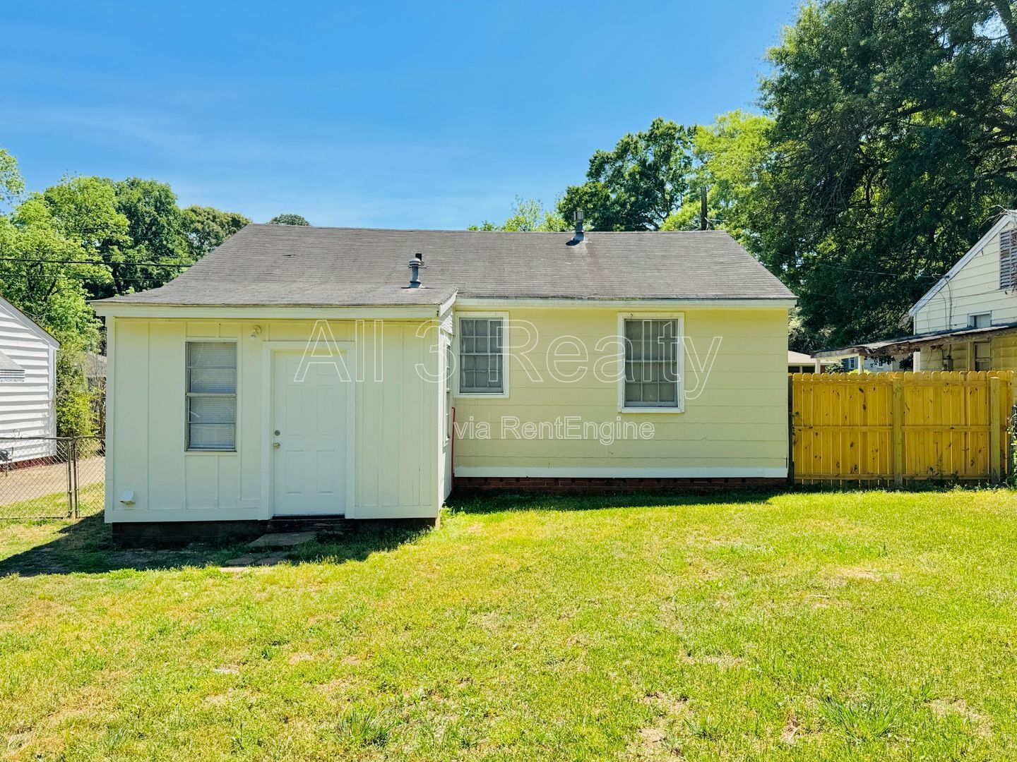 2-Bedroom bungalow cutie in Capitol Heights property image