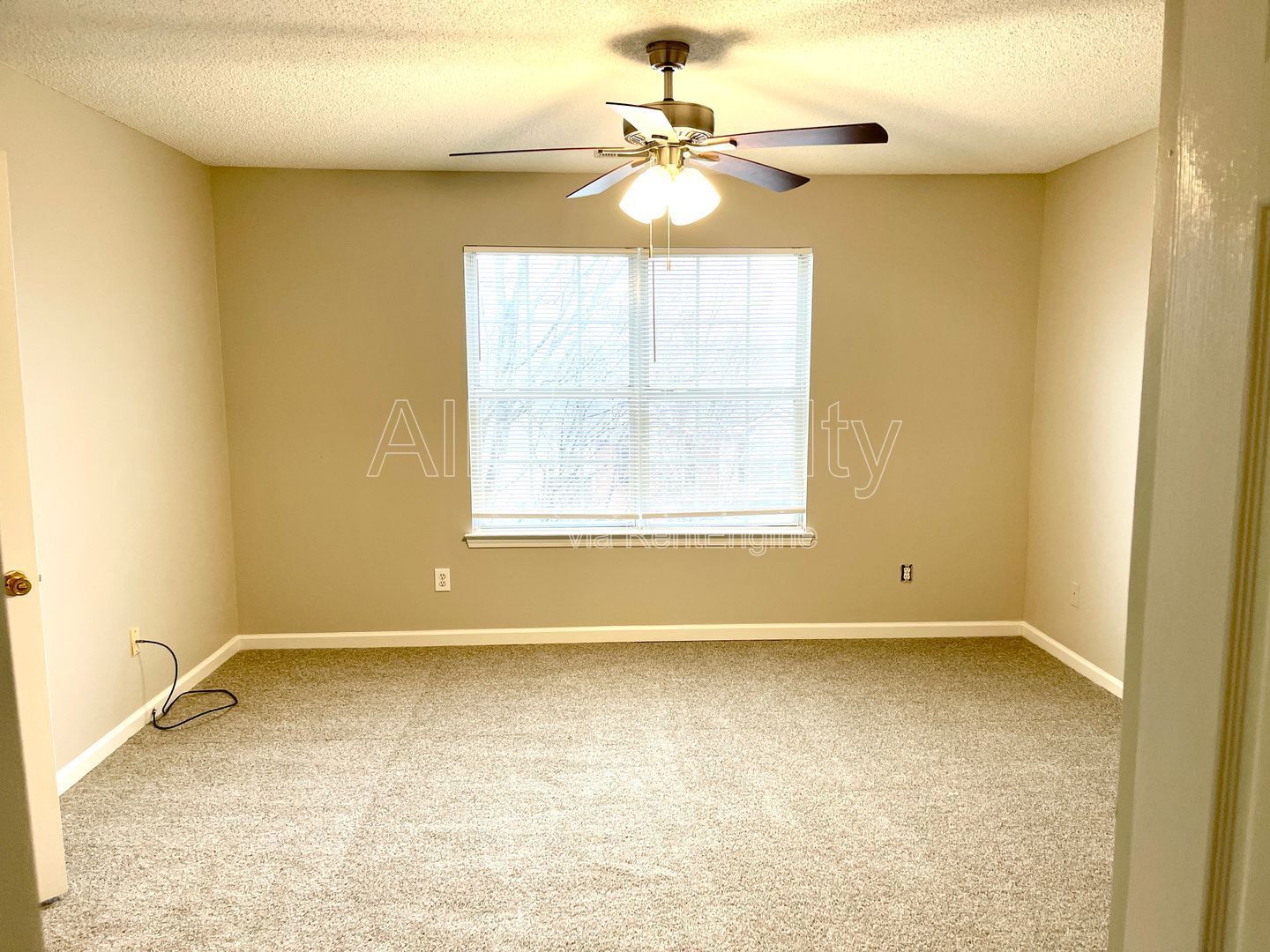 Introducing a charming 3-bedroom, 2.5-bathroom home located in the desirable area of Conyers, GA. property image