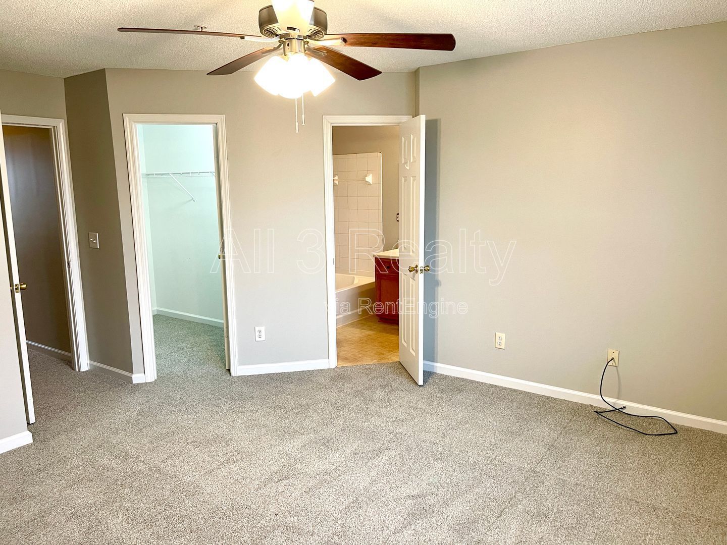 Introducing a charming 3-bedroom, 2.5-bathroom home located in the desirable area of Conyers, GA. property image