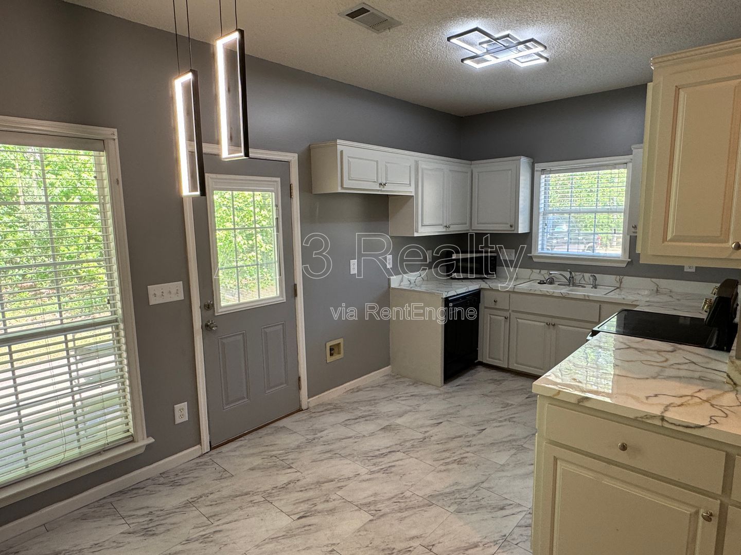 3- Bedroom Gem property image