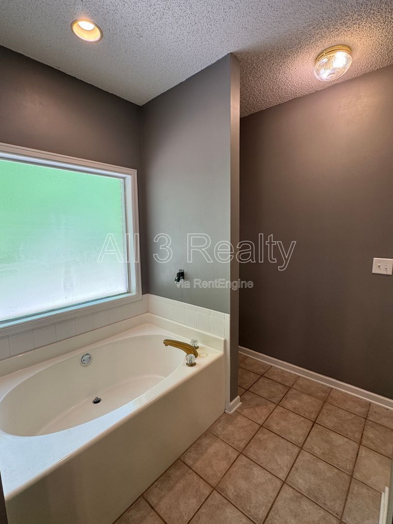 3- Bedroom Gem property image