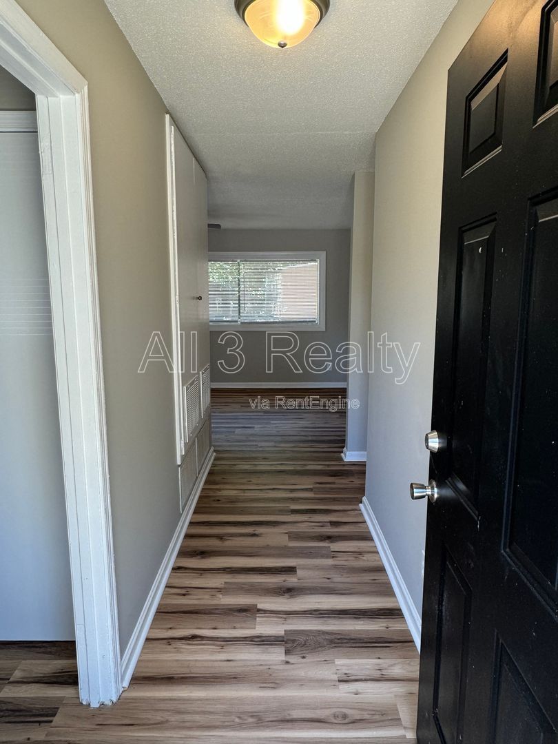 3- Bedroom with ELEGANT details that are sure to please property image