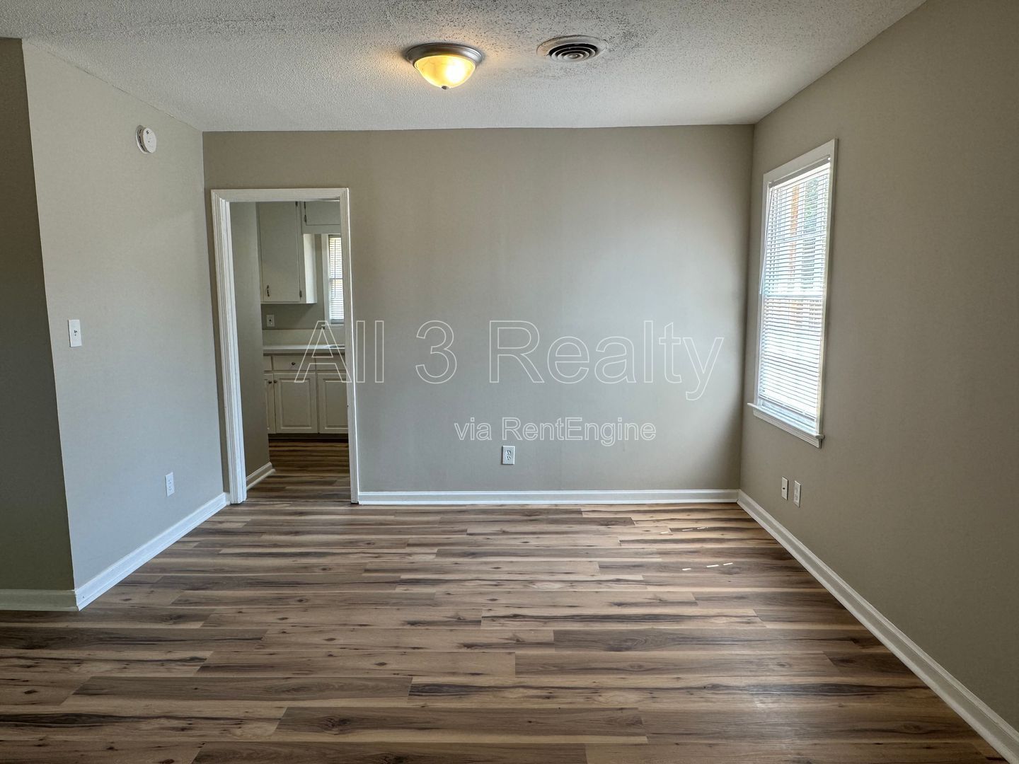 3- Bedroom with ELEGANT details that are sure to please property image