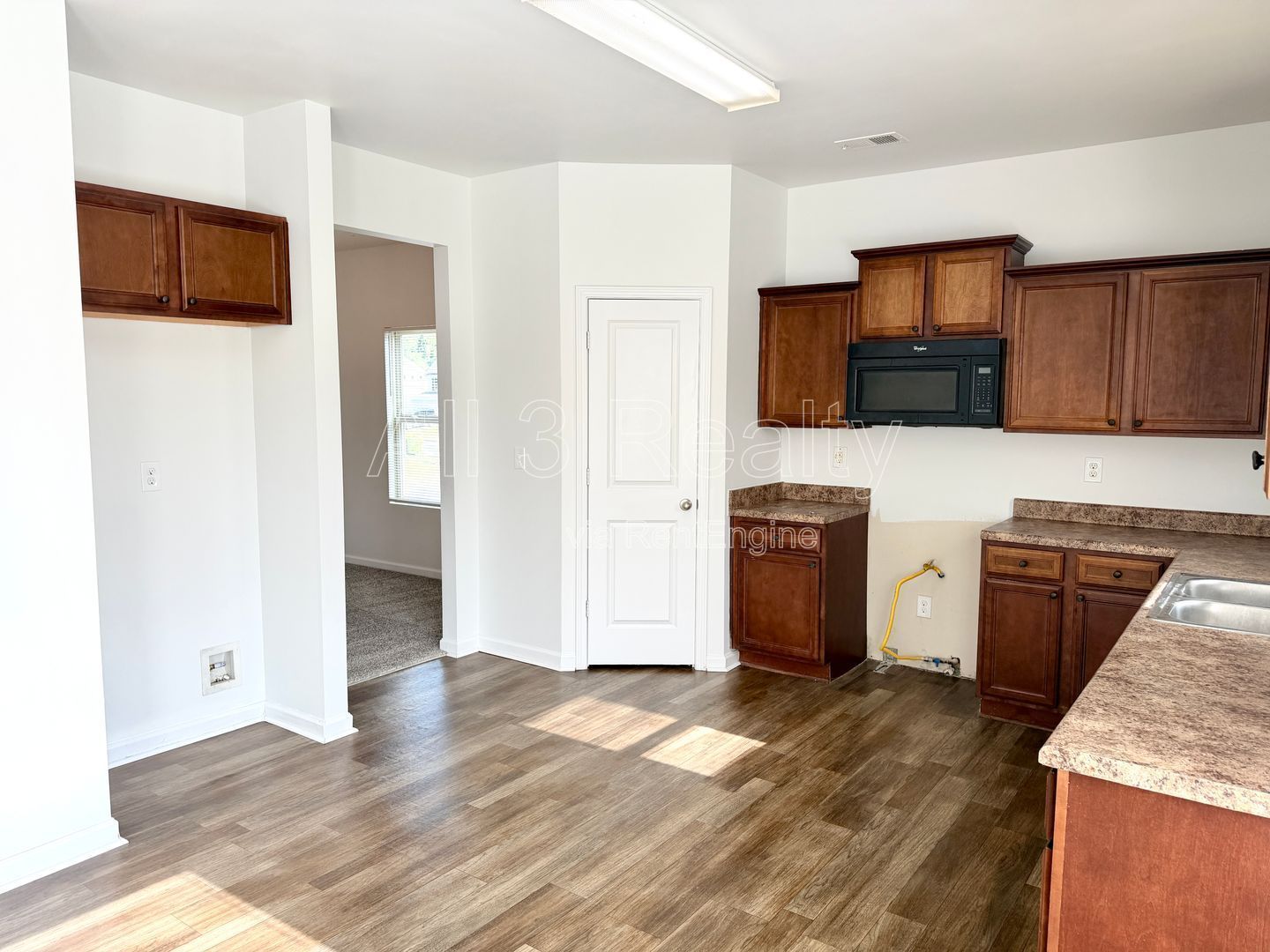 Spacious 4-bedroom, 2.5-bath home property image