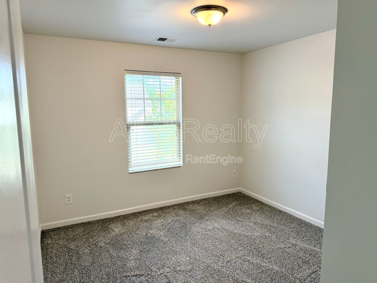 Spacious 4-bedroom, 2.5-bath home property image