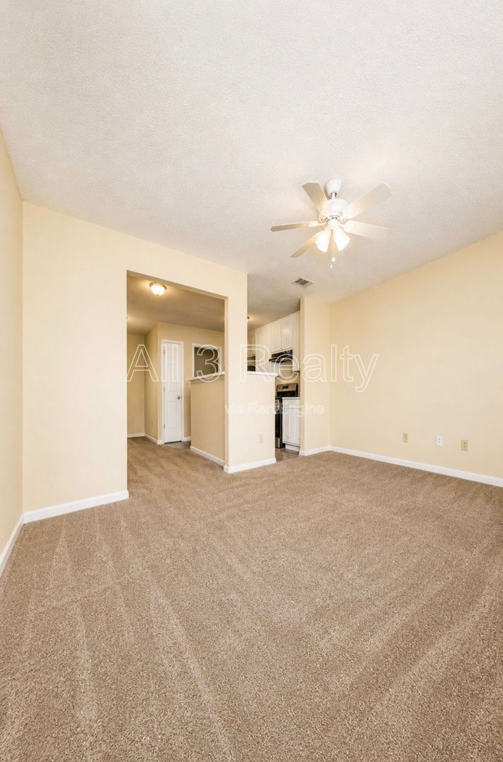 Comfortable Living in the Heart of Stockbridge property image