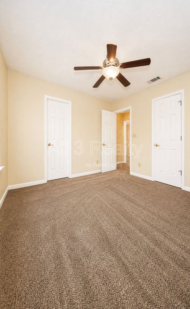 Comfortable Living in the Heart of Stockbridge property image