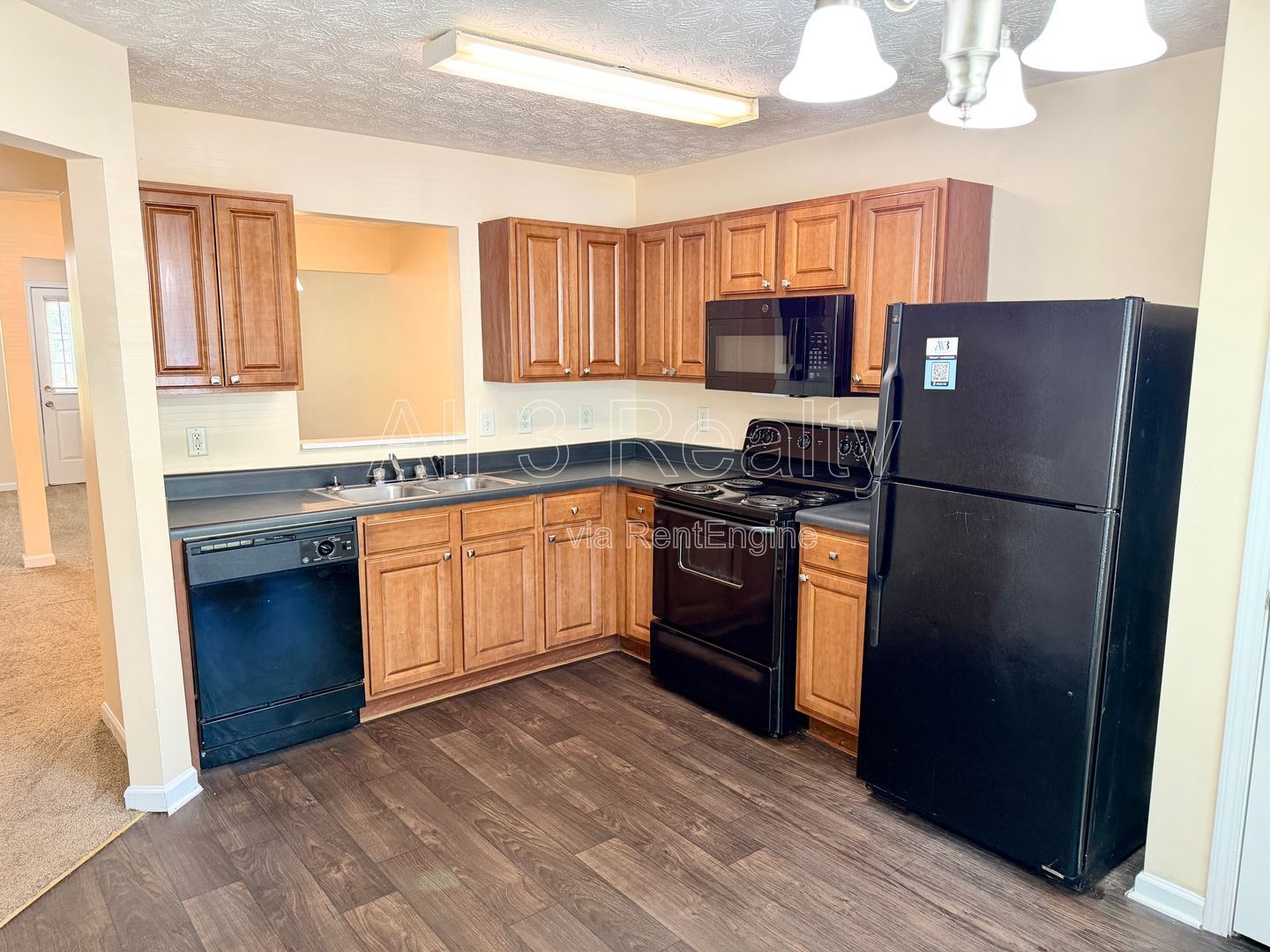 Adorable 3 Bedroom / 2.5 Bathroom Townhome in Hampton! property image