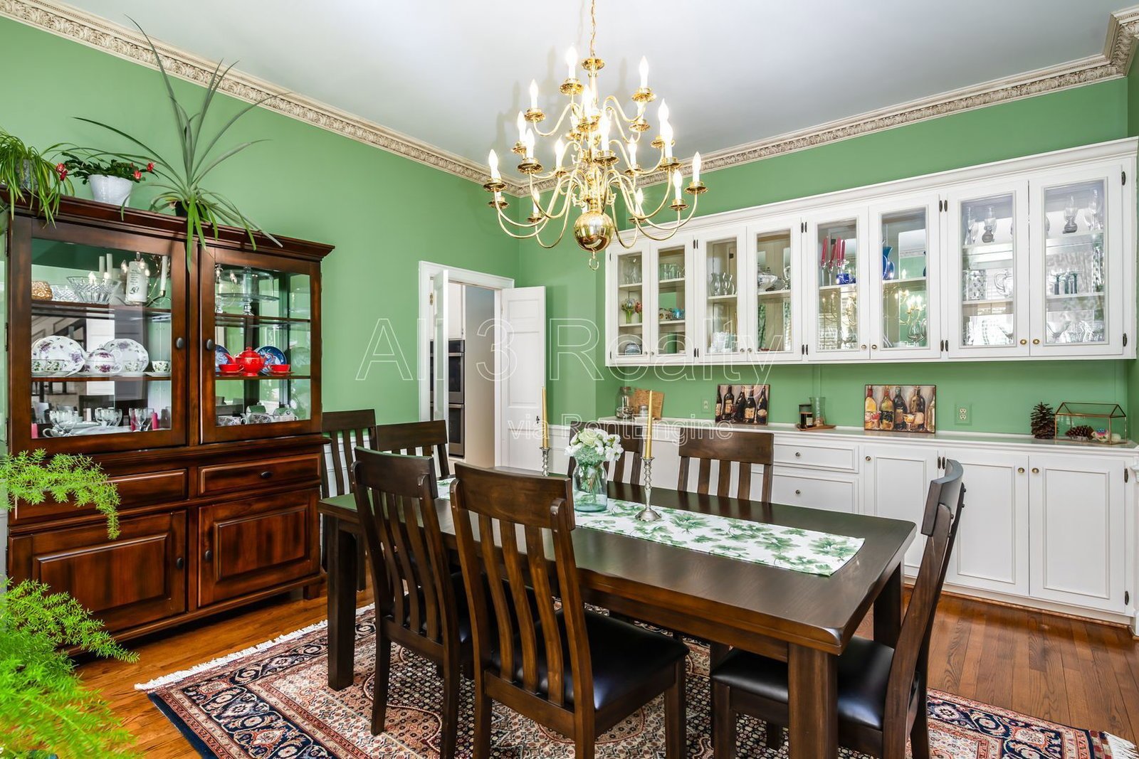 3-Bedroom Brick Home in Old Cloverdale with Luxury Finishes & Included Amenities property image