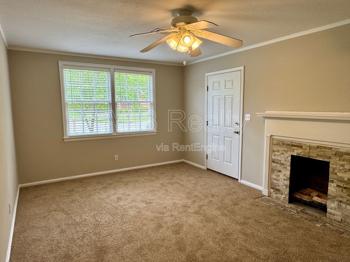 Bungalow Cutie !! property image