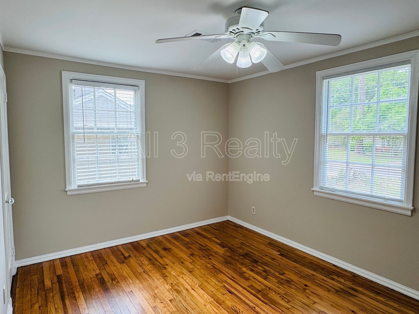 Bungalow Cutie !! property image