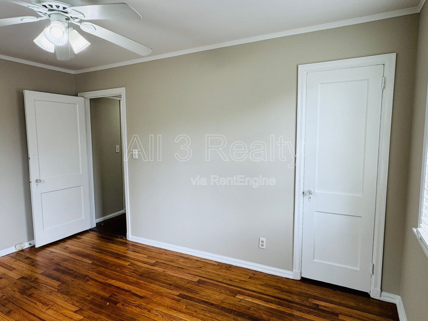 Bungalow Cutie !! property image
