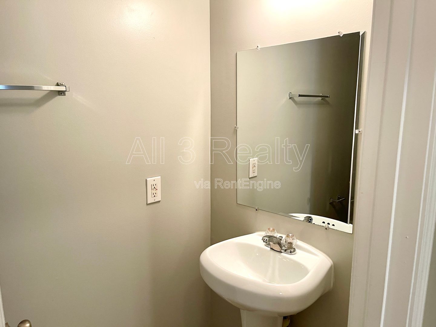 Welcome to this charming 4-bedroom, 2.5-bathroom home in Palmetto, GA. property image
