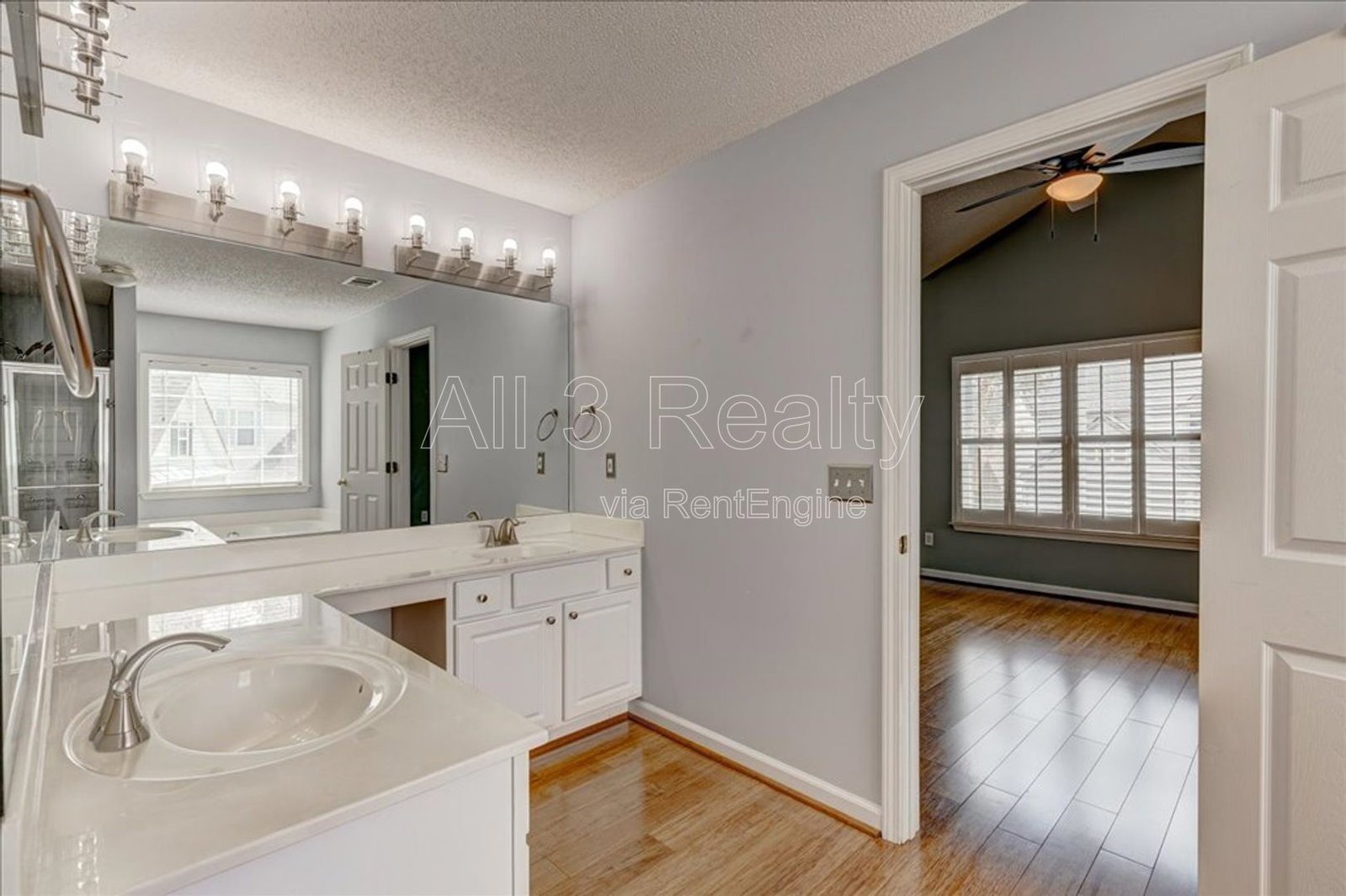 Introducing a stunning 3-bedroom, 2.5-bathroom home in the heart of Atlanta, GA. property image
