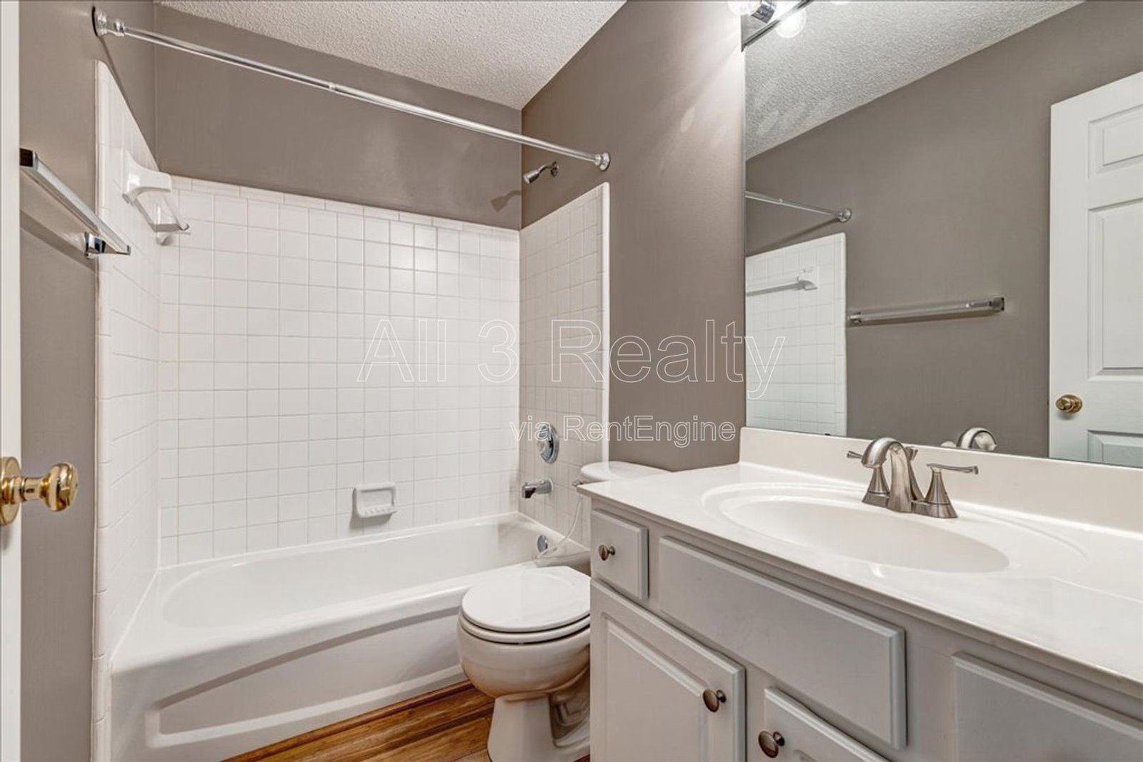 Introducing a stunning 3-bedroom, 2.5-bathroom home in the heart of Atlanta, GA. property image