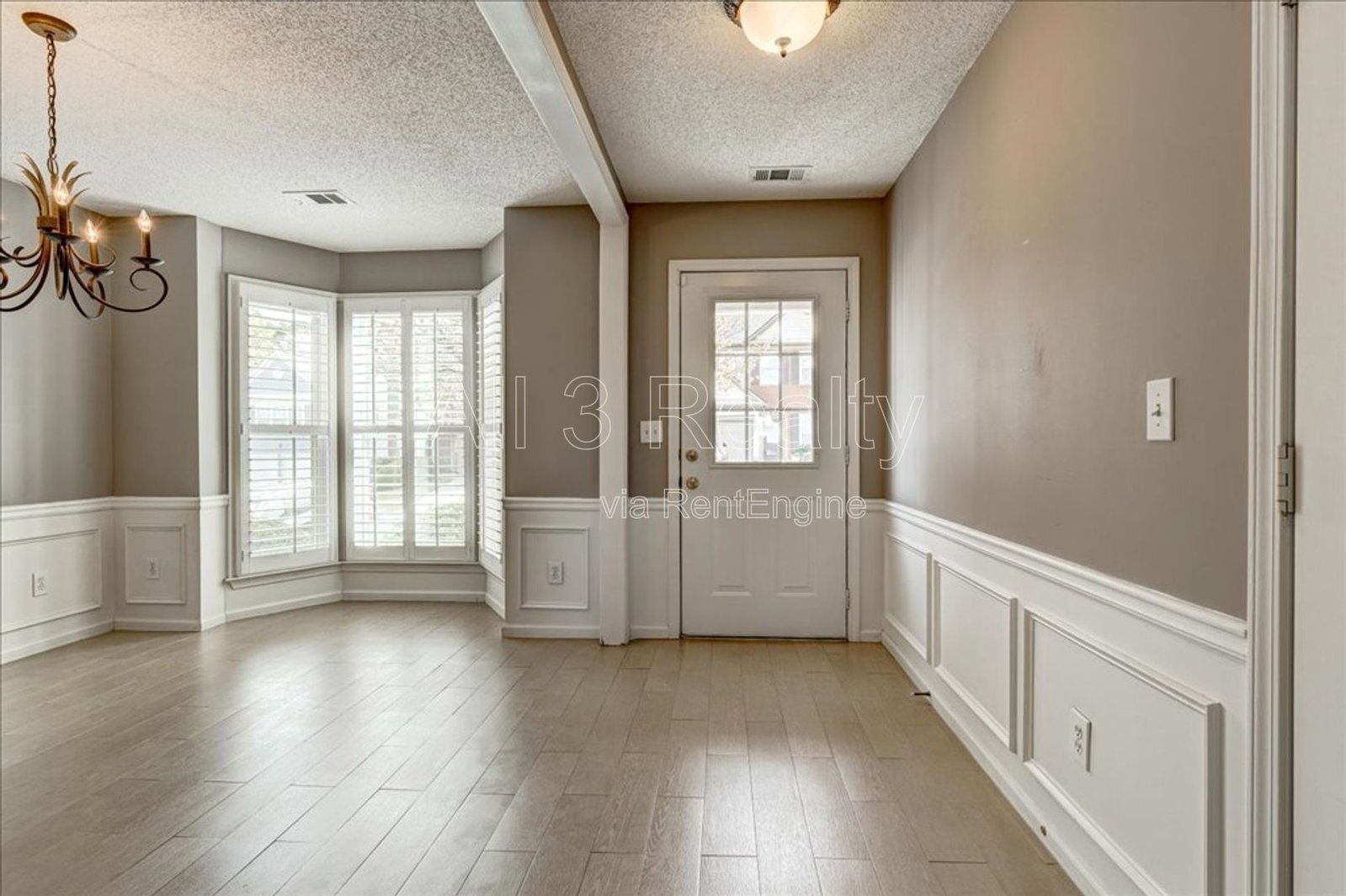 Introducing a stunning 3-bedroom, 2.5-bathroom home in the heart of Atlanta, GA. property image