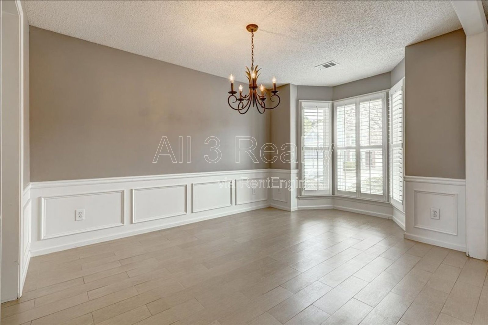 Introducing a stunning 3-bedroom, 2.5-bathroom home in the heart of Atlanta, GA. property image