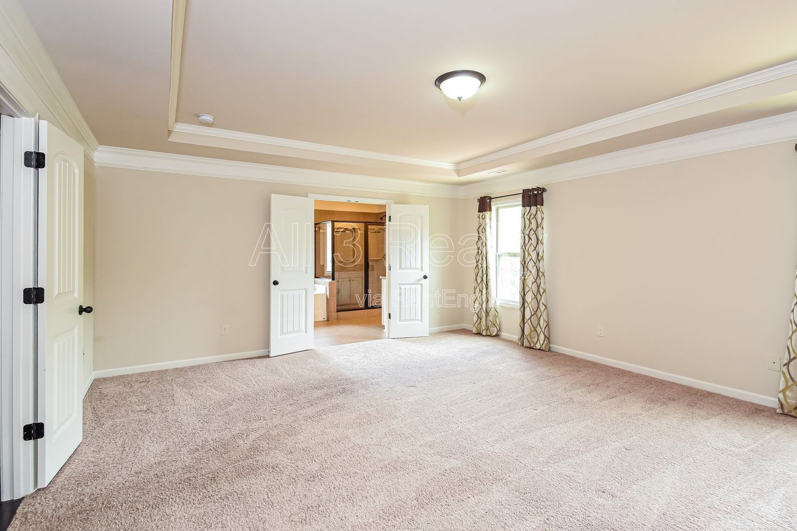 Spacious five-bedroom, four-bath home in Kennesaw, GA! property image