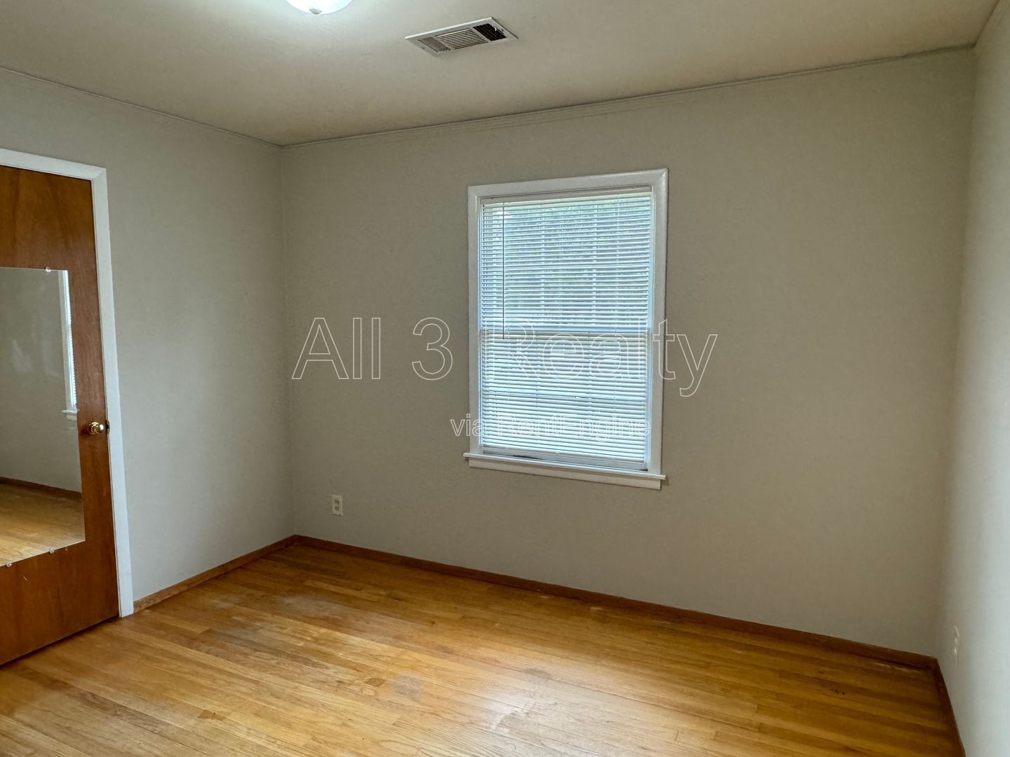 Charming 3-Bedroom Brick Home—A Must-See! property image