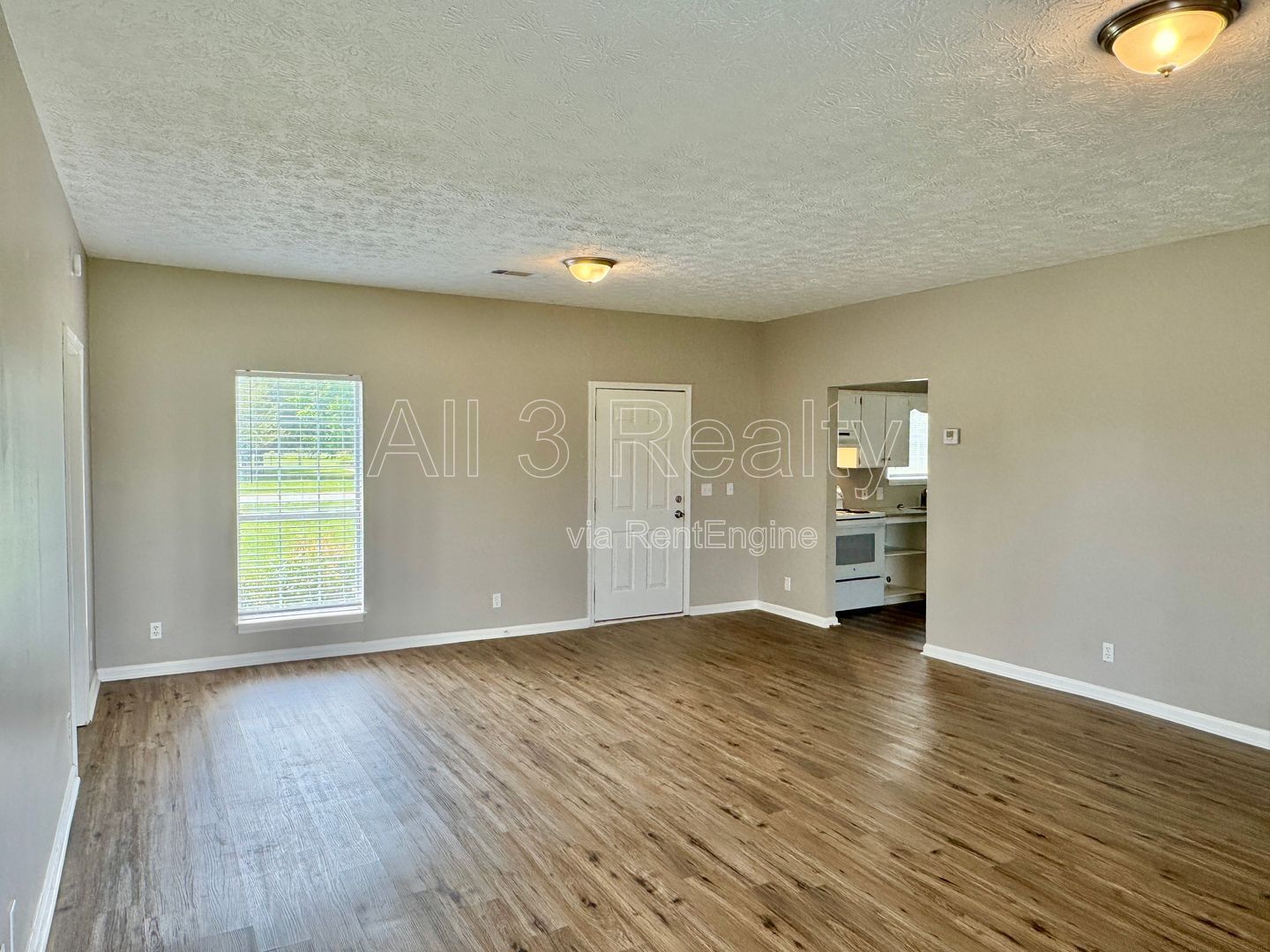 Charming 3-Bedroom Home in Deatsville! property image