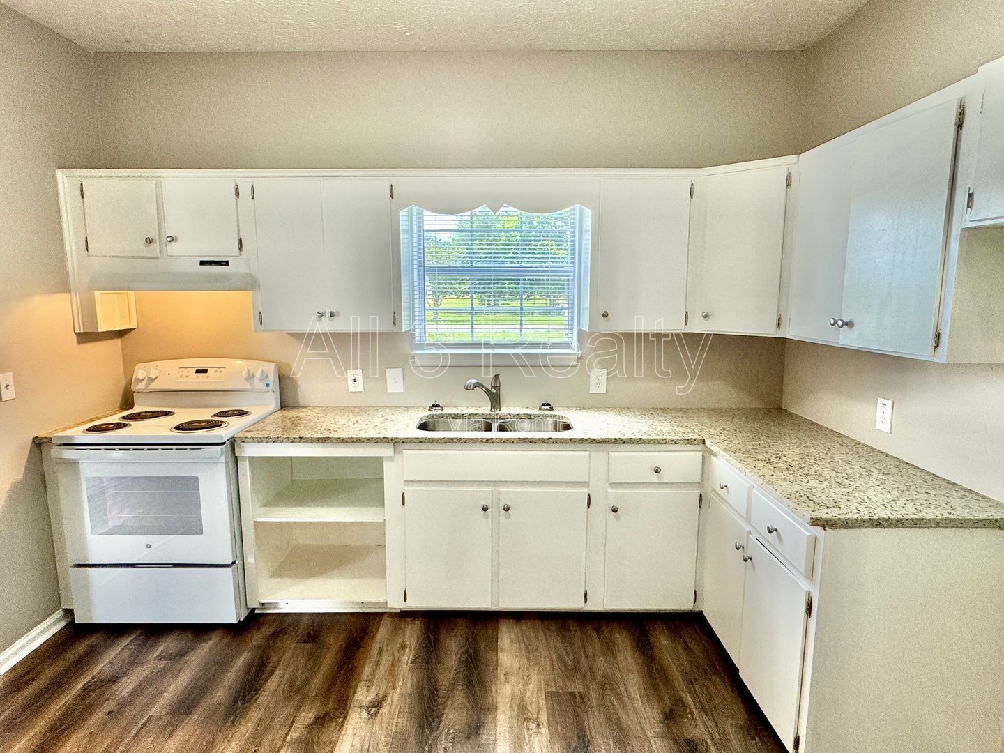 Charming 3-Bedroom Home in Deatsville! property image