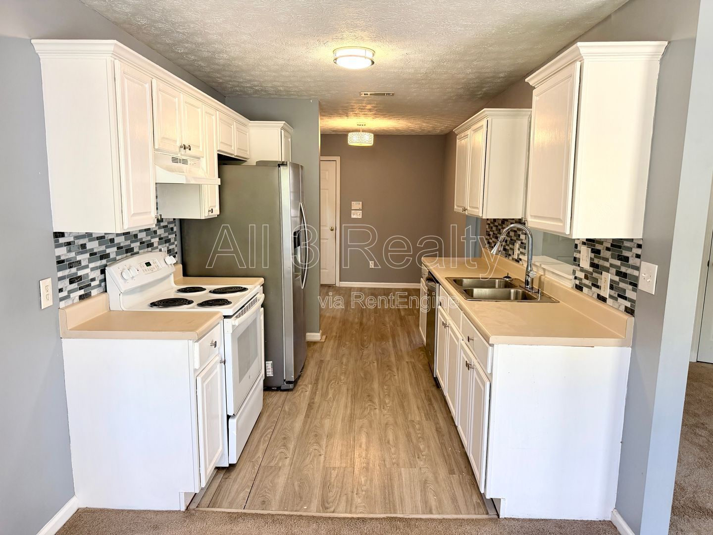 Welcome to this three-bedroom, two-bath home in Hampton, GA property image