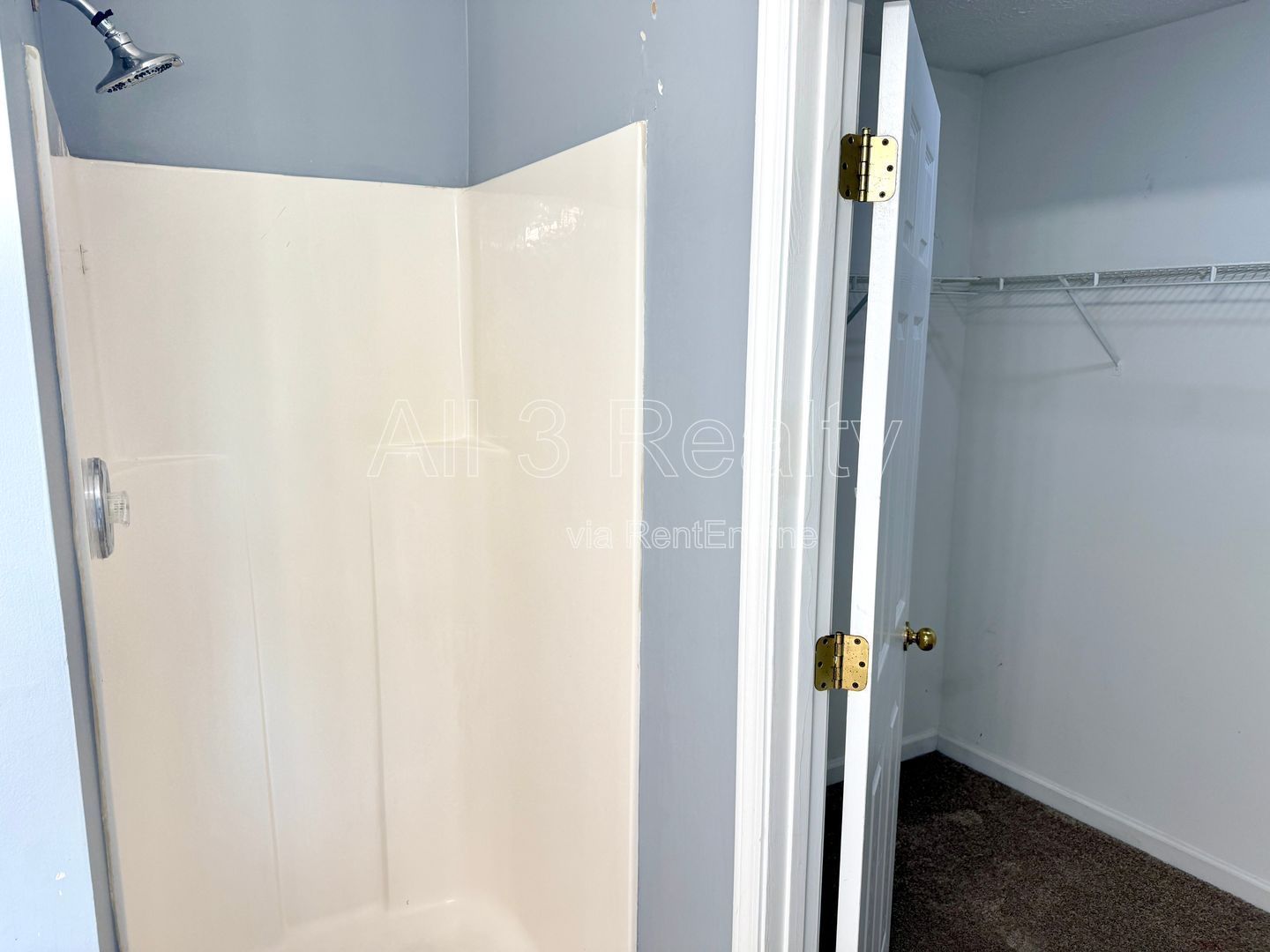 Welcome to this three-bedroom, two-bath home in Hampton, GA property image